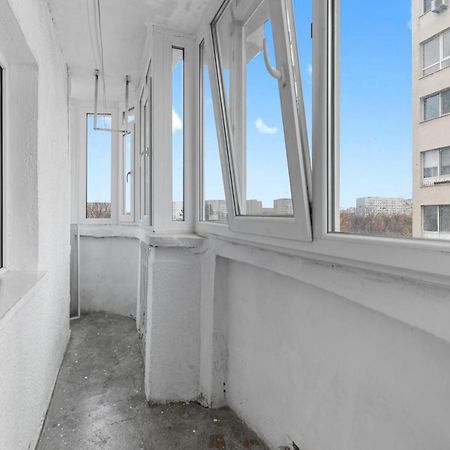 Dristor Large And Cozy Apartment Bucharest Exterior photo