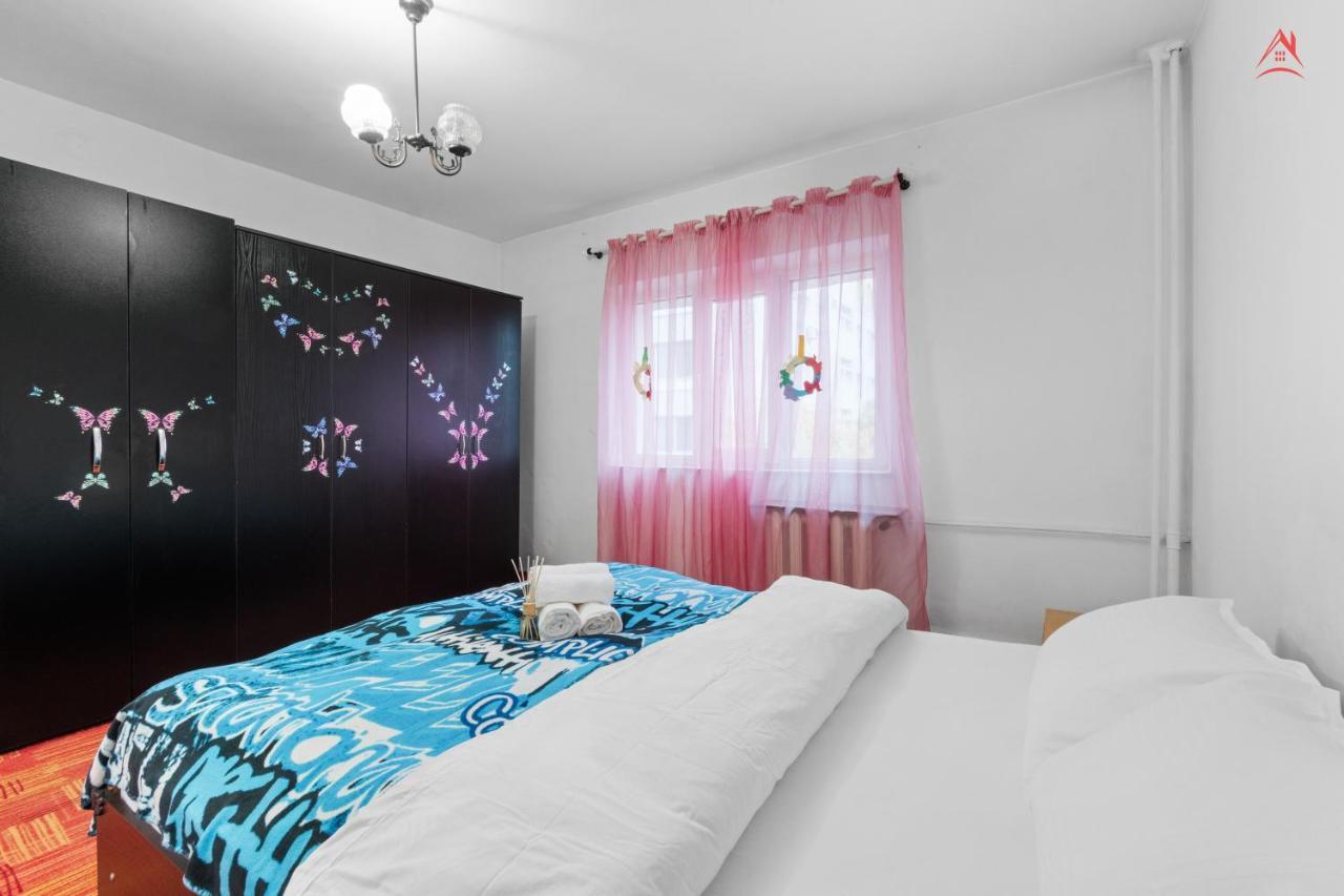 Dristor Large And Cozy Apartment Bucharest Exterior photo