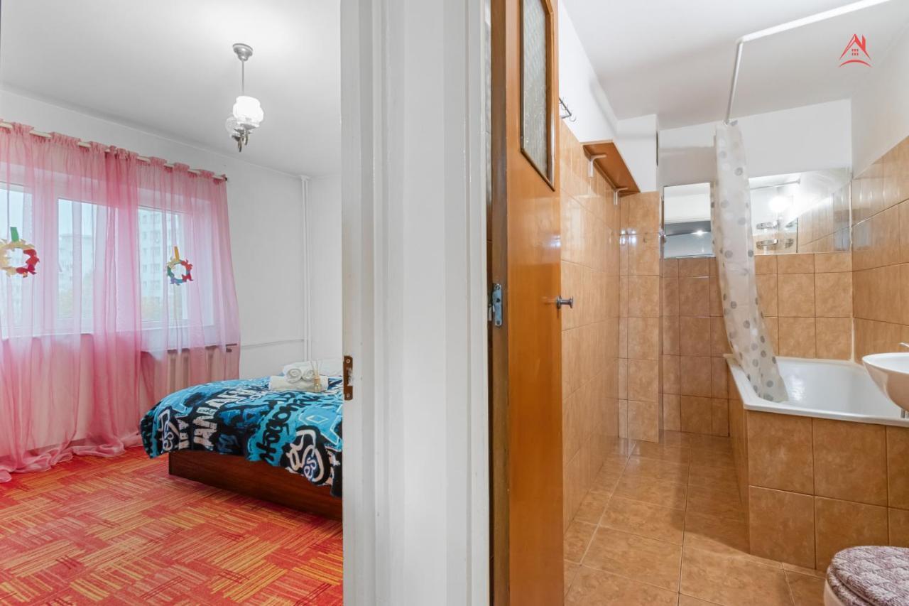 Dristor Large And Cozy Apartment Bucharest Exterior photo